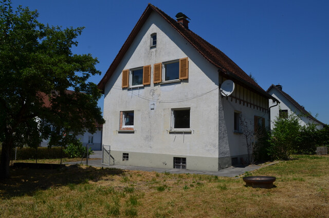 Tolles, zentrumsnahes Grundstück in Lochau, mit Altbestand für Bastler und Sanierungsfreudige
