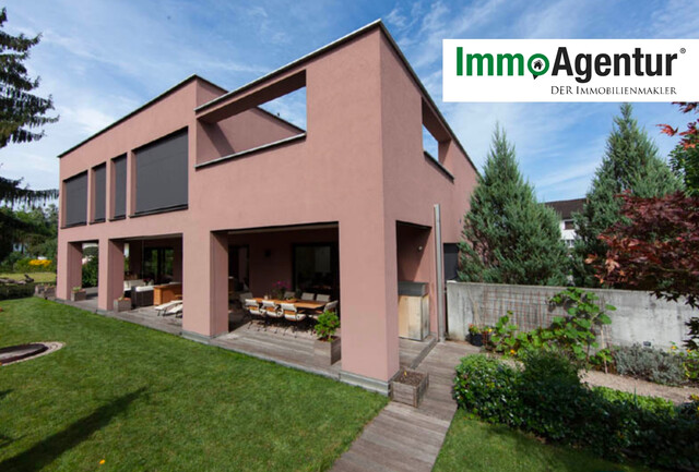 Villa  |  Modern  |  Tiefgarage  |  Mäder