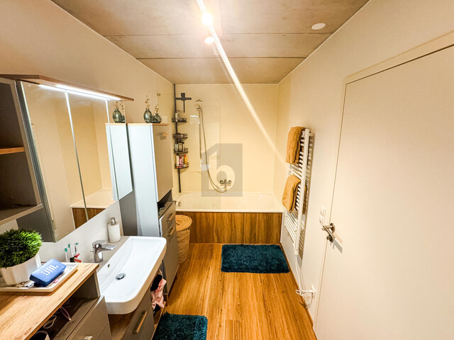 MODERN MIT GARTEN & DACHTERRASSE IN TOP LAGE !