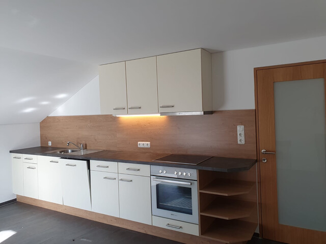 Großzügige Dachgeschosswohnung