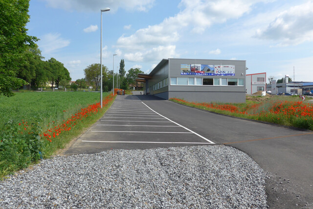 Modernes Postverteilerzentrum in Horn, Niederösterreich mit Top Rendite