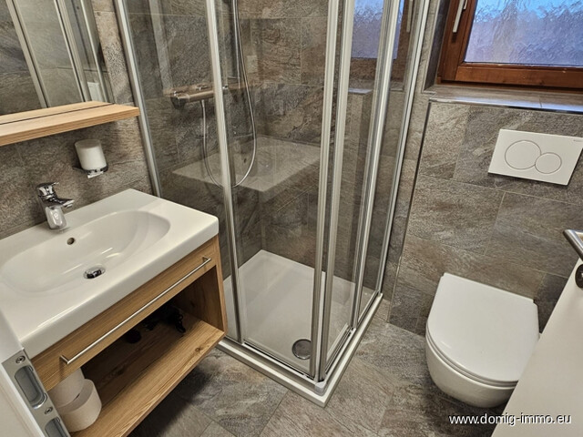 Ferienpension mit mehreren Wohnungen und zusätzlichem Baugrund, ges. 1355m² Grundfläche in Schruns!