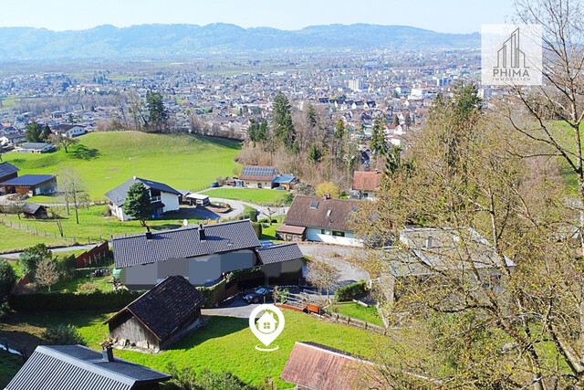 Traumhaftes Hanggrundstück mit herrlichem Weitblick!