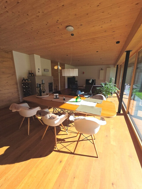Moderner Bungalow mit großem Garten in schöner und ruhiger Lage (Emser Reute) zu mieten!