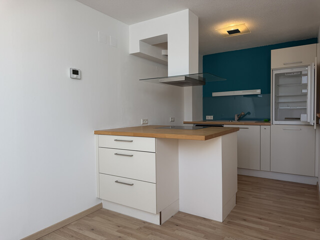 Sonnige 3-Zimmer-Dachgeschosswohnung mit Schwedenofen in ruhiger Lage