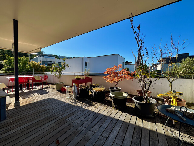 Großzügige Wohunug mit Terrasse in traumhafter Lage nahe Pfänder und See