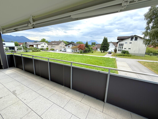 Koblach: Junge und moderne 4 Zimmer-Wohnung mit Weitblick und geräumiger Terrasse