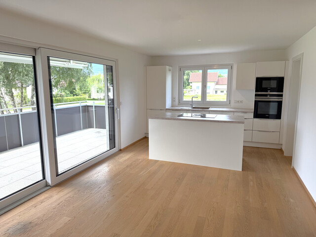 Koblach: Junge und moderne 4 Zimmer-Wohnung mit Weitblick und geräumiger Terrasse