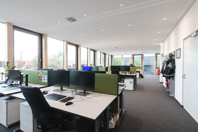 Moderne möblierte Bürofläche 220 m² - nachhaltiger Gewerbebau R2 - Industriepark Runa in Feldkirch-Altenstadt