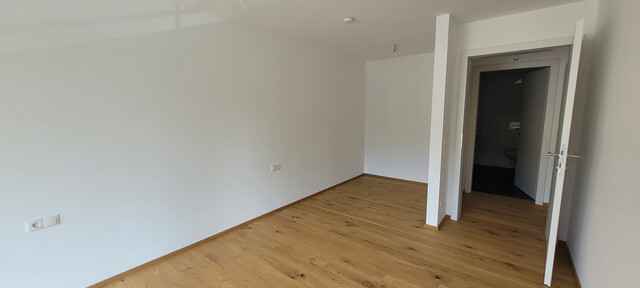 Wohnen auf der Sonnenseite: bezugsfertige 3-Zi-Wohnung Neubau