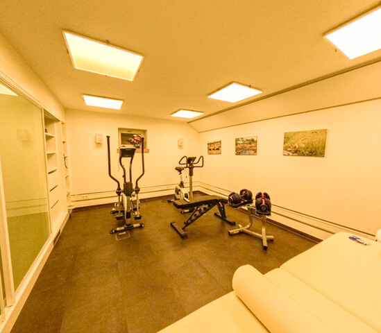 Ein Stück heile Welt...Alpenchalet in eindrucksvoller Lage in Mittelberg!