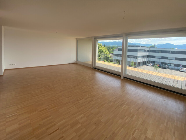 Sonnige Dachgeschosswohnung mit großer Terrasse in Lauterach