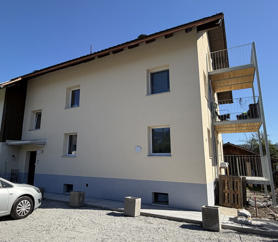 Neue Dachgeschosswohnung mit Charme in Dreiparteienhaus in Feldkirch/ Nofels