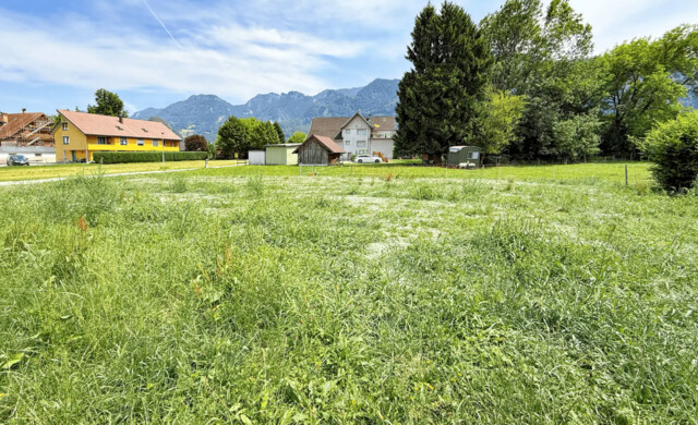 Neues Einfamilienhaus in Ziegelbauweise mit großem Garten € 868.000.- plus WBF!