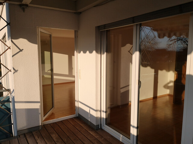 helle 2 Zimmer Wohnung mit überraschend viel Platz inkl. Tiefgarage und Keller