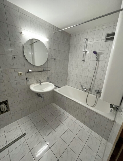 2,5 Zimmerwohnung mit Terrasse und TG im Kerngebiet von Hohenems zu verkaufen!!