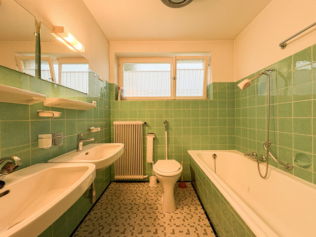 Doppelhaushälfte mit Garage zu vermieten (befristet auf 3 Jahre)