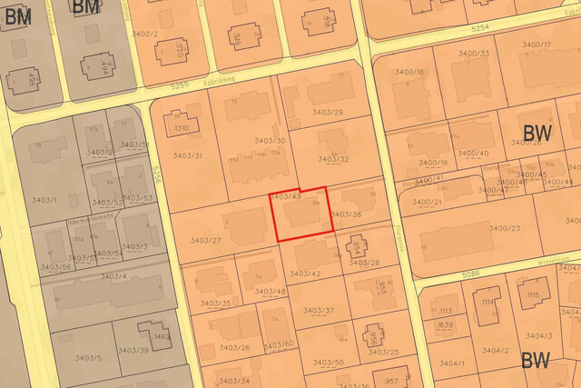 Wohnqualität und Raumvielfalt – gepflegtes Zweifamilienhaus mit Gartenidylle