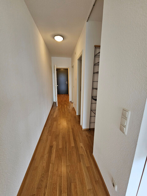 Helle 2-Zimmer-Wohnung mit Balkon wird vermietet!