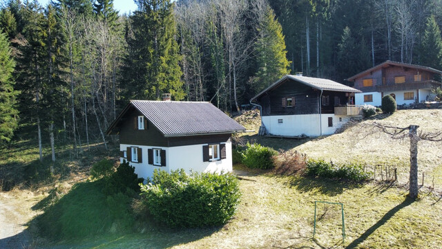 Erholsame Auszeit mit Blick ins Rheintal: Charmantes Ferienhaus in idyllischer Lage