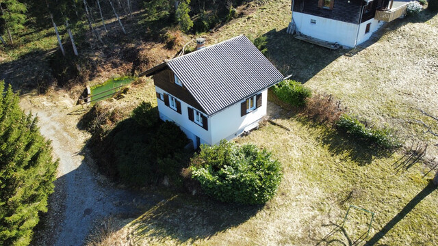 Erholsame Auszeit mit Blick ins Rheintal: Charmantes Ferienhaus in idyllischer Lage