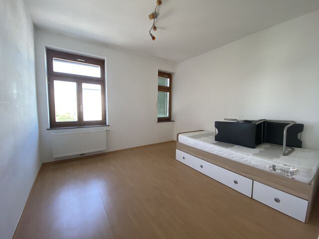 "ohne Provision" helle 3,5 Zimmer Wohnung mit verglaster Veranda 