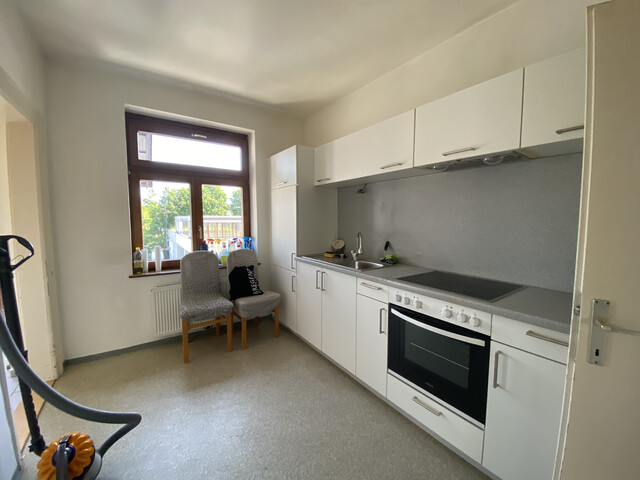 "ohne Provision" helle 3,5 Zimmer Wohnung mit verglaster Veranda 