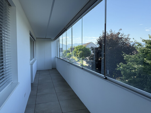 Modernisierte 4-Zimmerwohnung mit zwei Balkonen in Seenähe in Hard zu vermieten