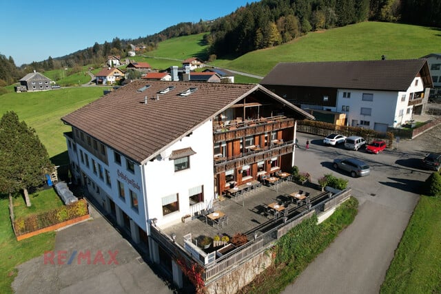 Charmantes Gasthaus mit Kegelbahn und Fremdenzimmern