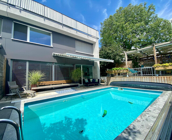 Exklusives Eckreihenhaus in absoluter Seenähe