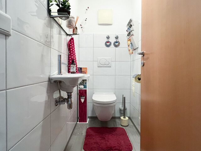 Schöne Dachgeschosswohnung mit herrlicher Südterrasse mit Aussicht