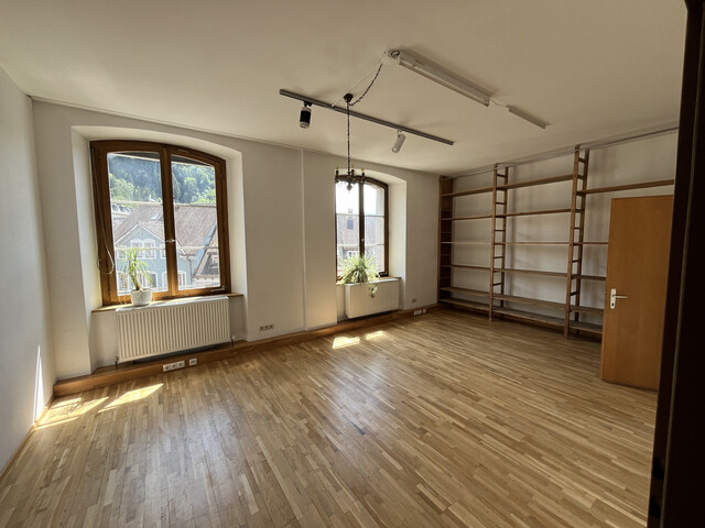 Flexible Büros und Arbeitsplätze im charmanten Altbau mitten in Feldkirch!