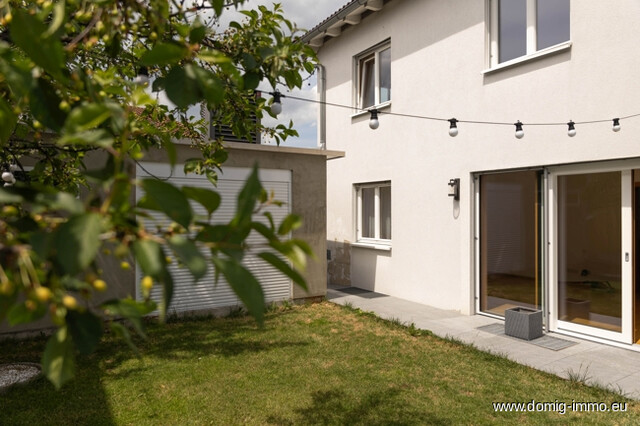 Einfamilienhaus mit Pool, Outdoor-Küche & Smart-Home-Komfort