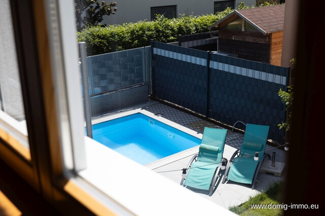 Einfamilienhaus mit Pool, Outdoor-Küche & Smart-Home-Komfort