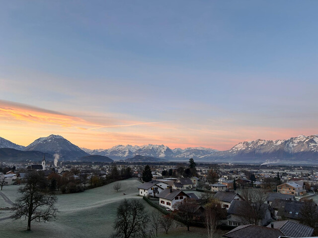 Exklusives Baugrundstück in Hanglage