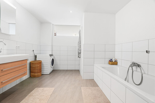 Dornbirn: Ca. 130 m² Wohnfläche, 4 Zimmer, traumhafter Weitblick und große Terrasse mit Garten!
