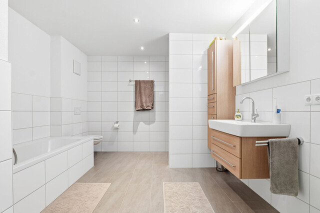 Dornbirn: Ca. 130 m² Wohnfläche, 4 Zimmer, traumhafter Weitblick und große Terrasse mit Garten!