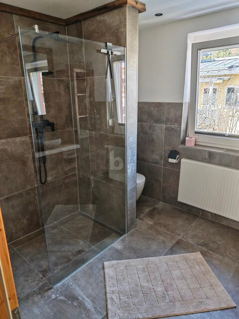 "MODERN LIVING" MIT EIGENEM GARTEN IN SONNIGER LAGE