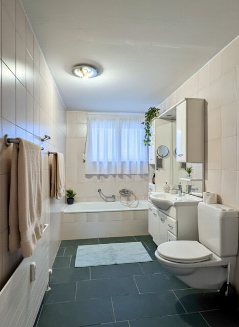 Familienfreundliche 4,5-Zimmer-Wohnung mit großzügigem Balkon & Tiefgarage