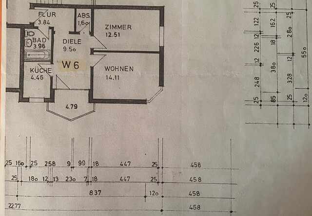 Zentral gelegene 2,5 Zimmer-Wohnung mit Balkon (Provisionsfrei)