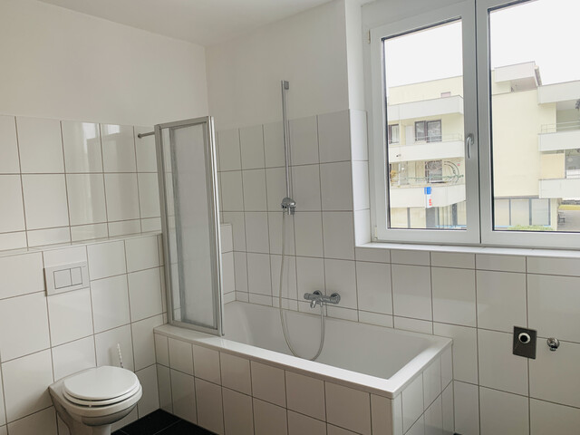 Viel Platz und Sonne!  3 Zimmer Wohnung mit großer Terrasse in Tosters , GRENZNAH!!!