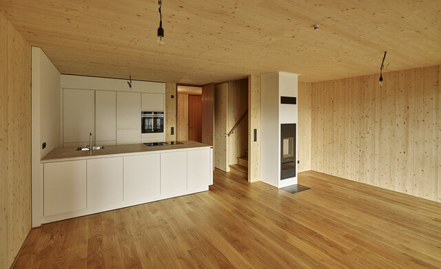 Bregenzerwald - Au, Vollholz Reihenhaus mit Garten, Terrasse und Schuppen, kurzfristig beziehbar