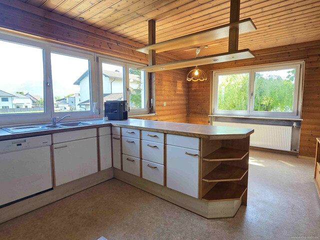 Einfamilienhaus mit großzügigem Grundstück und viel Potenzial in Meiningen