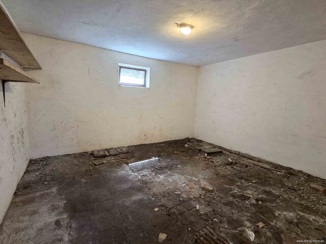 Einfamilienhaus mit großzügigem Grundstück und viel Potenzial in Meiningen