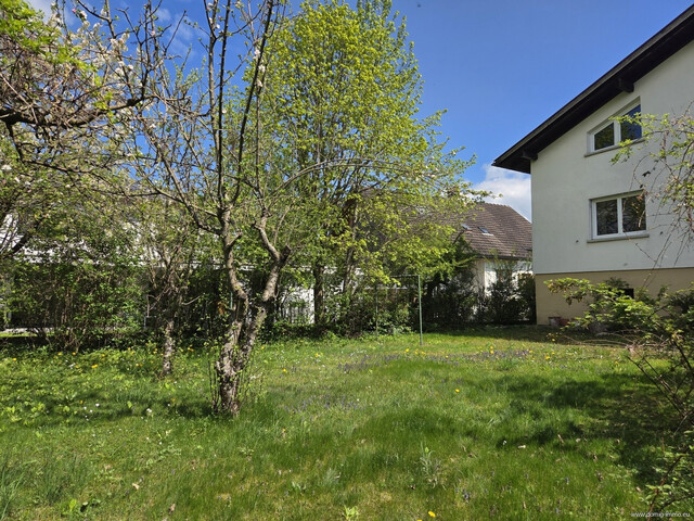Einfamilienhaus mit großzügigem Grundstück und viel Potenzial in Meiningen