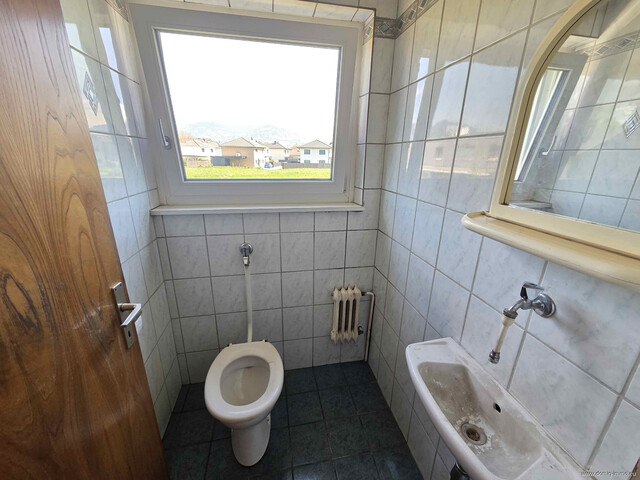 Einfamilienhaus mit großzügigem Grundstück und viel Potenzial in Meiningen