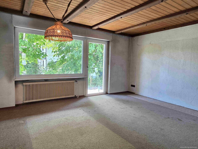 Einfamilienhaus mit großzügigem Grundstück und viel Potenzial in Meiningen