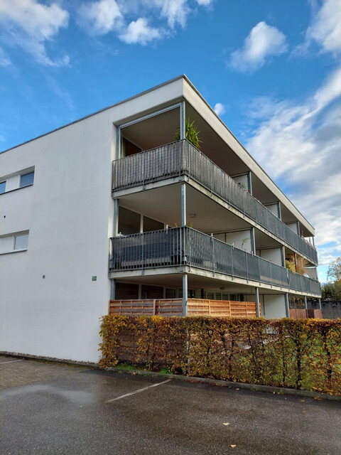Stylische, lichtdurchflutete 2-Zimmer-Terrassenwohnung, Höchst