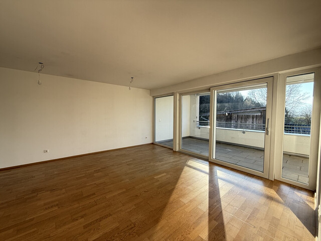 2-Zimmer-Wohnung mit großer Süd-West-Terrasse und traumhaftem Ausblick