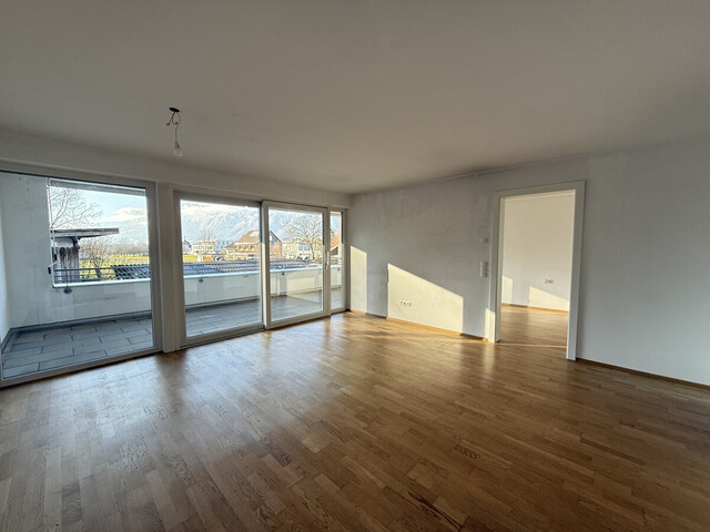 2-Zimmer-Wohnung mit großer Süd-West-Terrasse und traumhaftem Ausblick